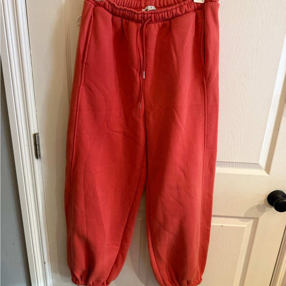 HYFV Women’s Coral Sweatpants